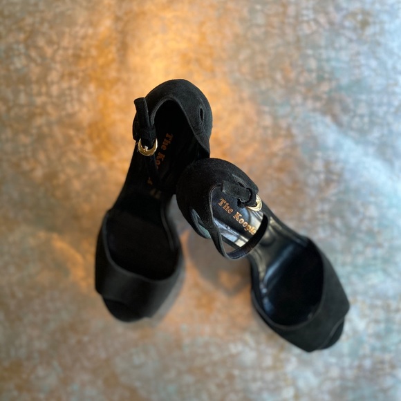 The Kooples Black 4 inch Platforms Size 36. - Picture 3 of 4